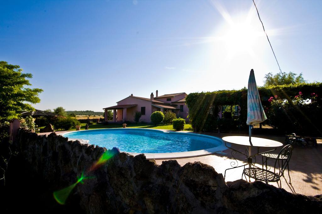 Agriturismo Il Grillo Parlante Питиляно Екстериор снимка